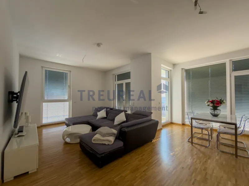 Wohnen mit Weitblick und flexiblem Außenraum - mit Außenjalousien für die extra Privatsphäre — photo 1